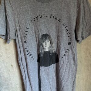 Taylor swift reputation Gray Graphic T-Shirt